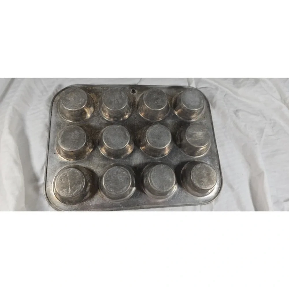 Unbranded Muffin Pan 12 Cup Cupcake Baking Tin Brown Good Non-Stick‎ Metal